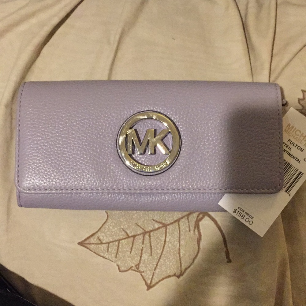 Michael Kors Lilac Flap Continental